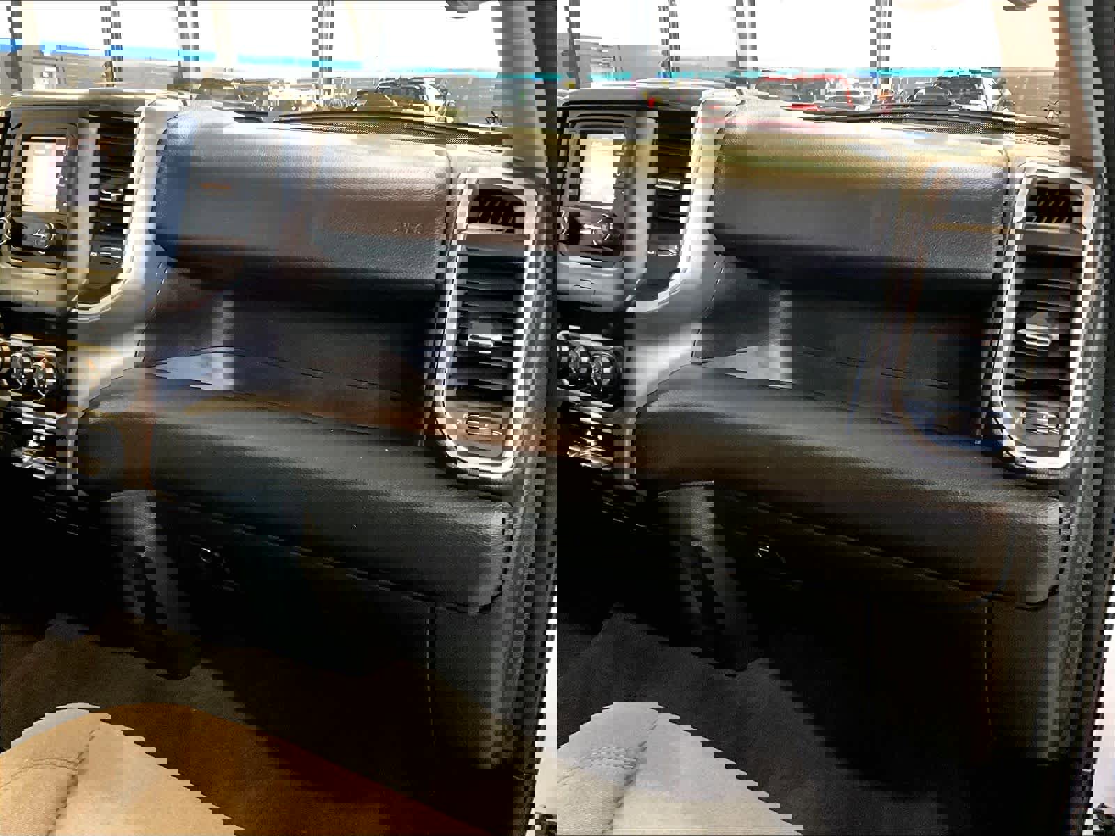 Used 2020 RAM 1500 Big Horn image 13