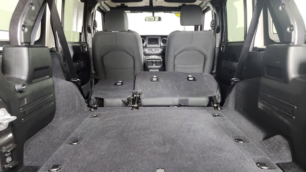 Used 2021 Jeep Wrangler Unlimited Sport image 10
