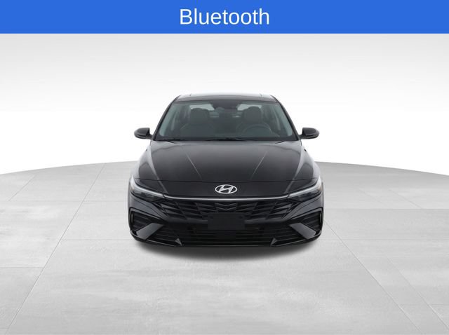 Used 2025 Hyundai Elantra Limited FWD image 5