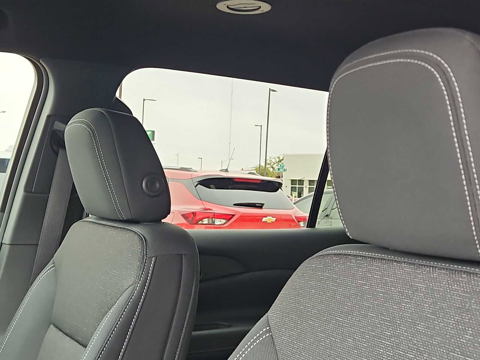 New 2026 Chevrolet Traverse LT w/ Driver Confidence Package image 15