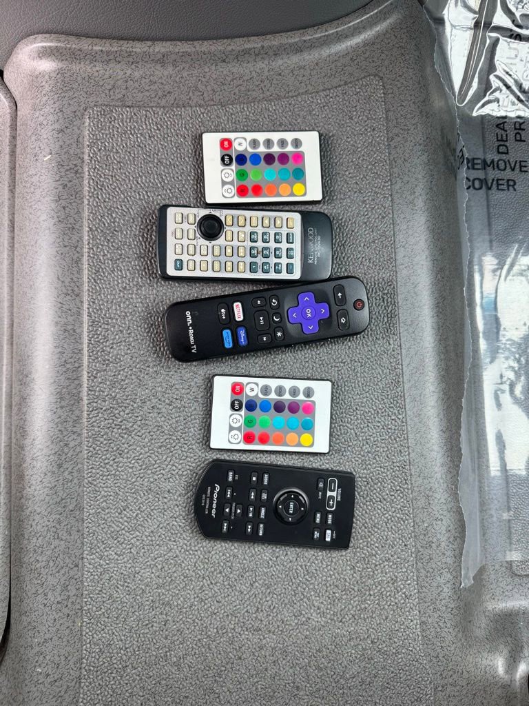 Used 2012 Mercedes-Benz Sprinter 2500 image 19