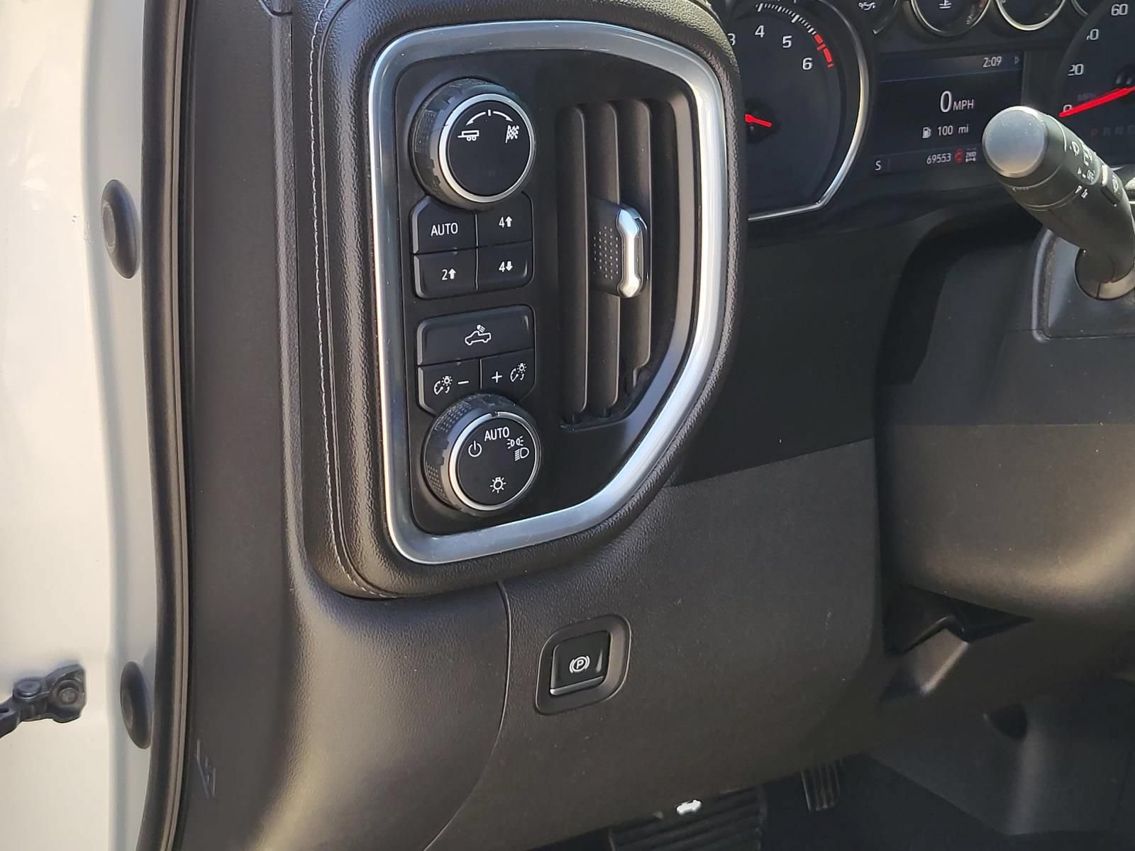 Used 2019 Chevrolet Silverado 1500 LT w/ Texas Edition AWD/4WD image 20