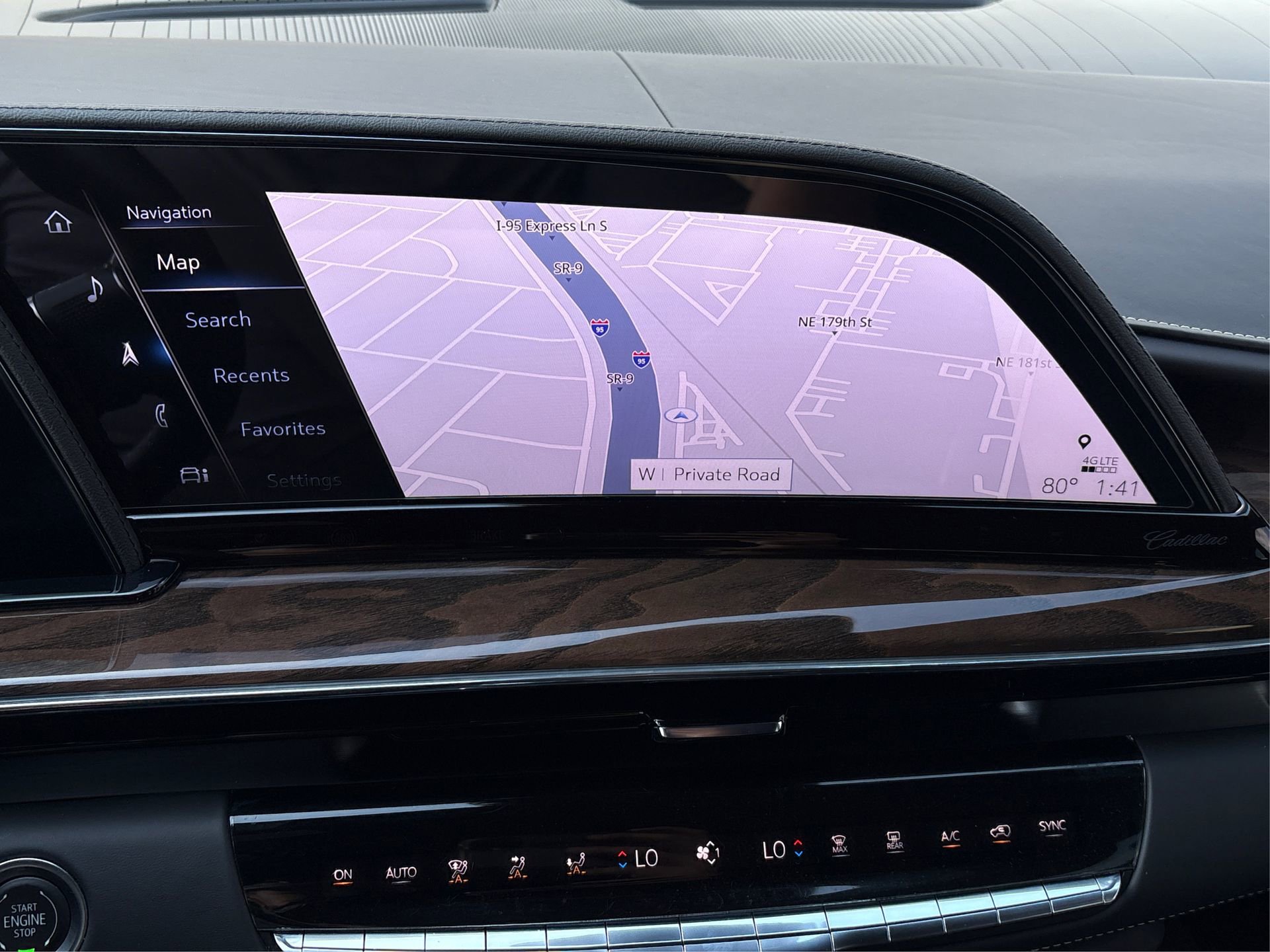 Certified 2024 Cadillac Escalade Premium Luxury Platinum image 27