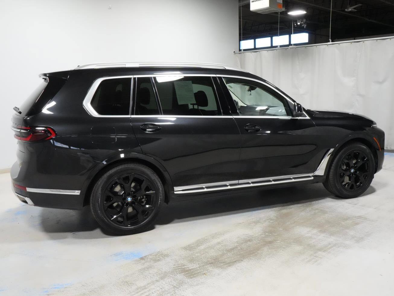 Certified 2023 BMW X7 xDrive40i w/ Parking Assistance Package image 13