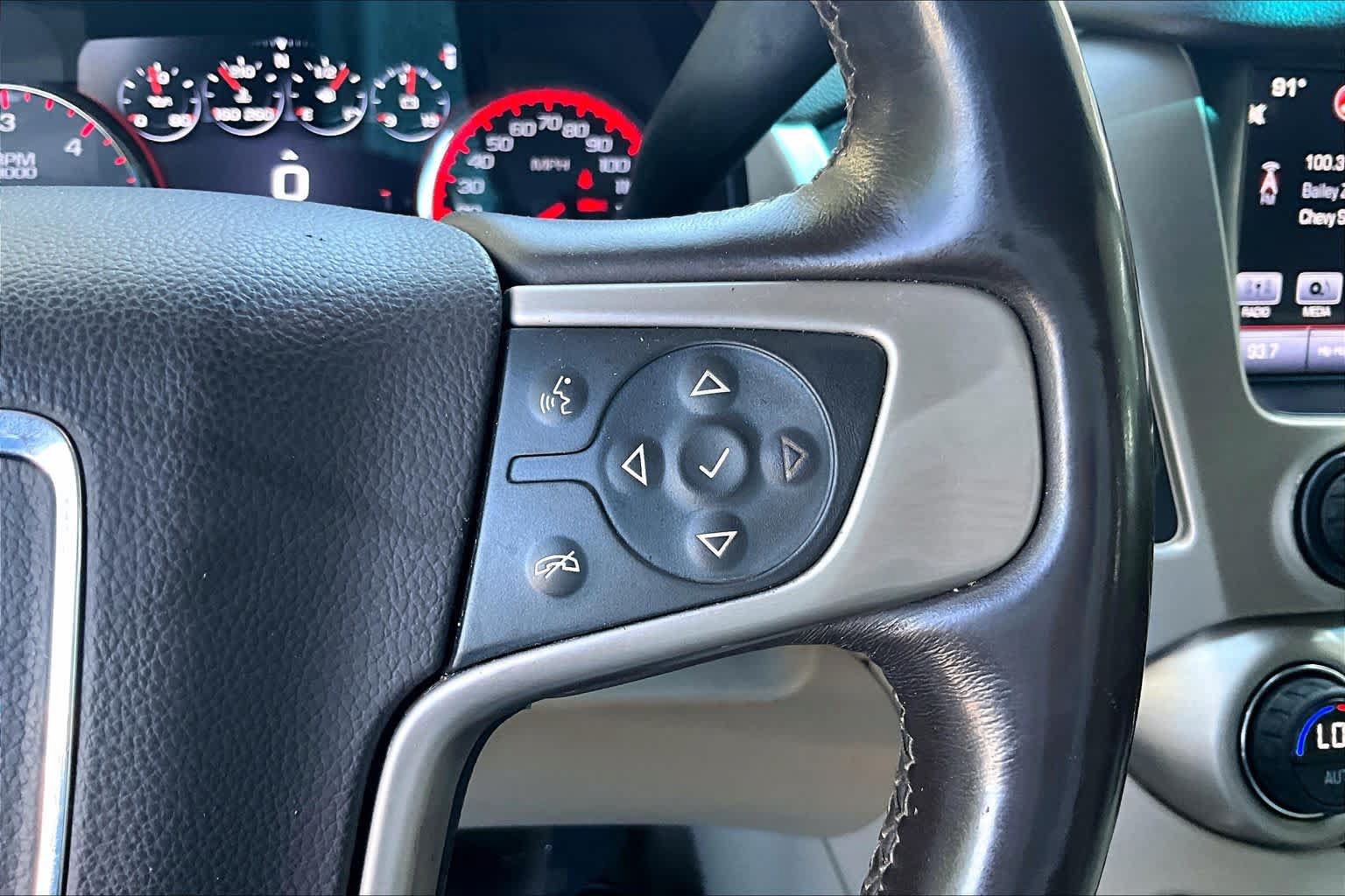 Used 2016 GMC Yukon Denali w/ Open Road Package AWD/4WD image 25