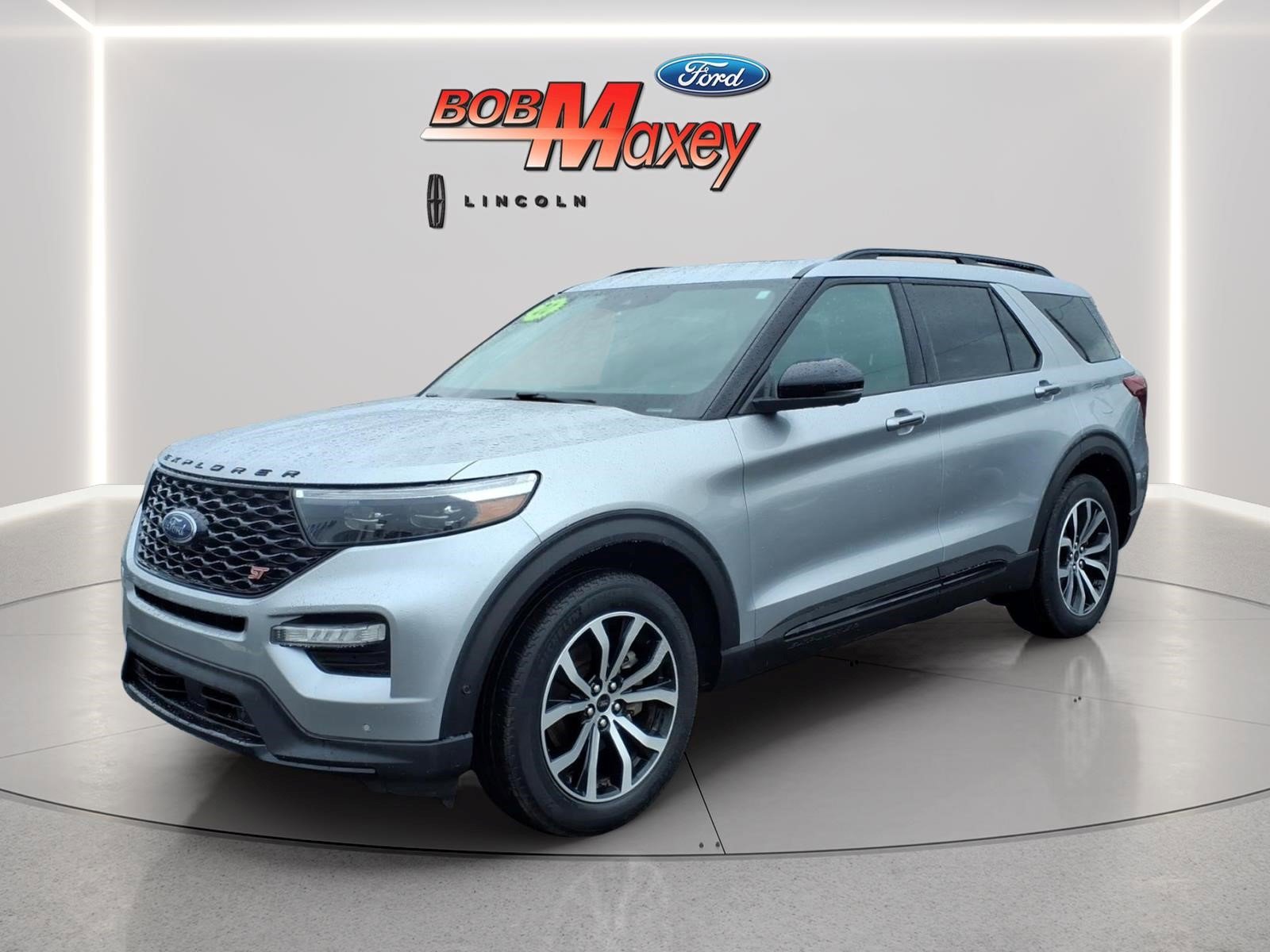 Used 2020 Ford Explorer ST AWD/4WD image 1
