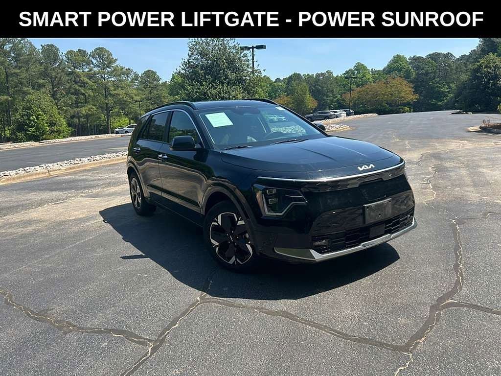 Used 2024 Kia Niro Wave FWD image 2
