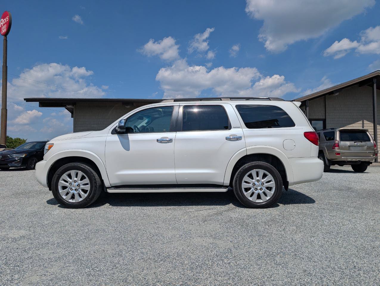 Used 2013 Toyota Sequoia Platinum RWD image 11
