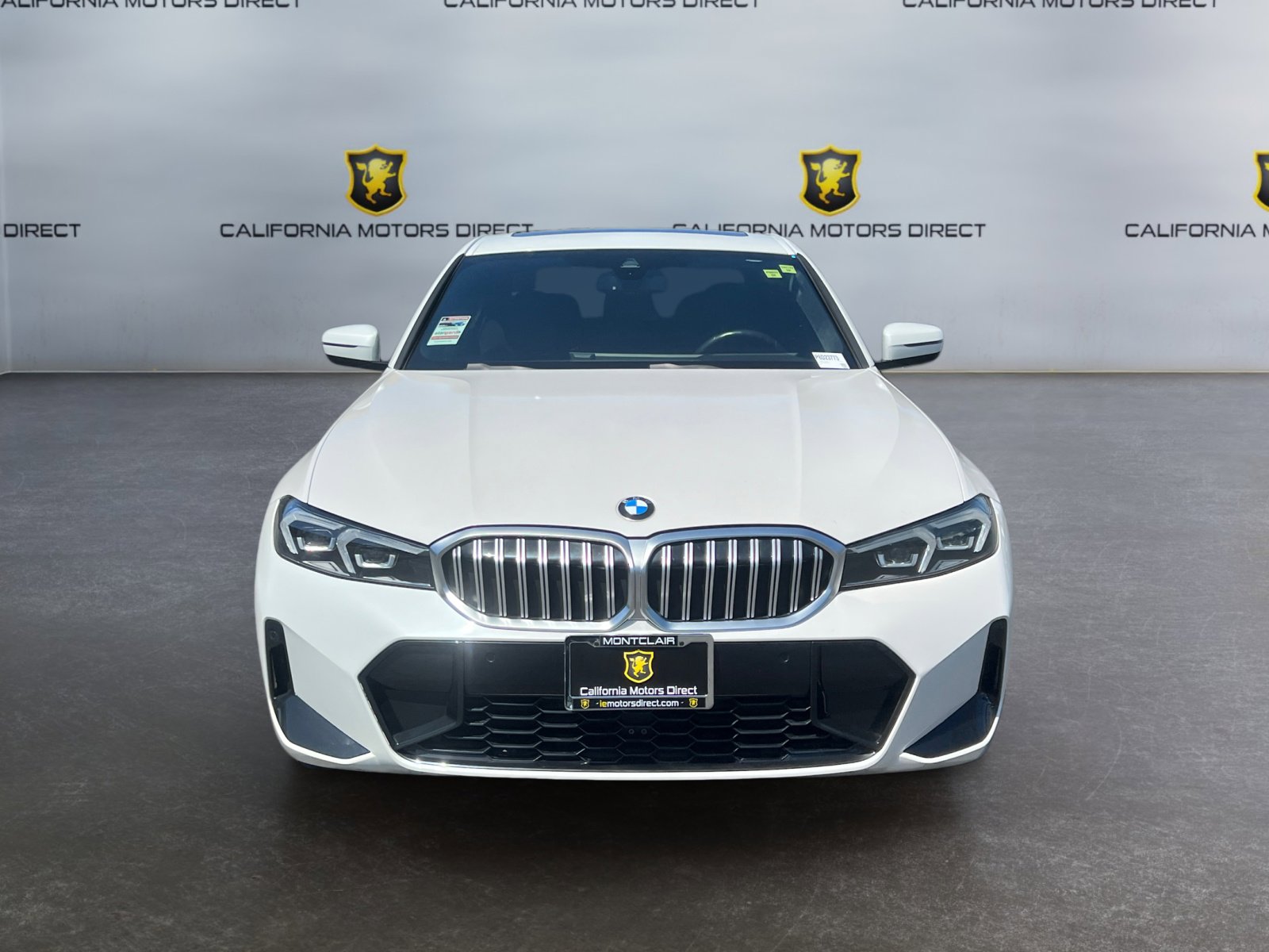 Used 2023 BMW 330i Sedan w/ M Sport Package RWD image 8