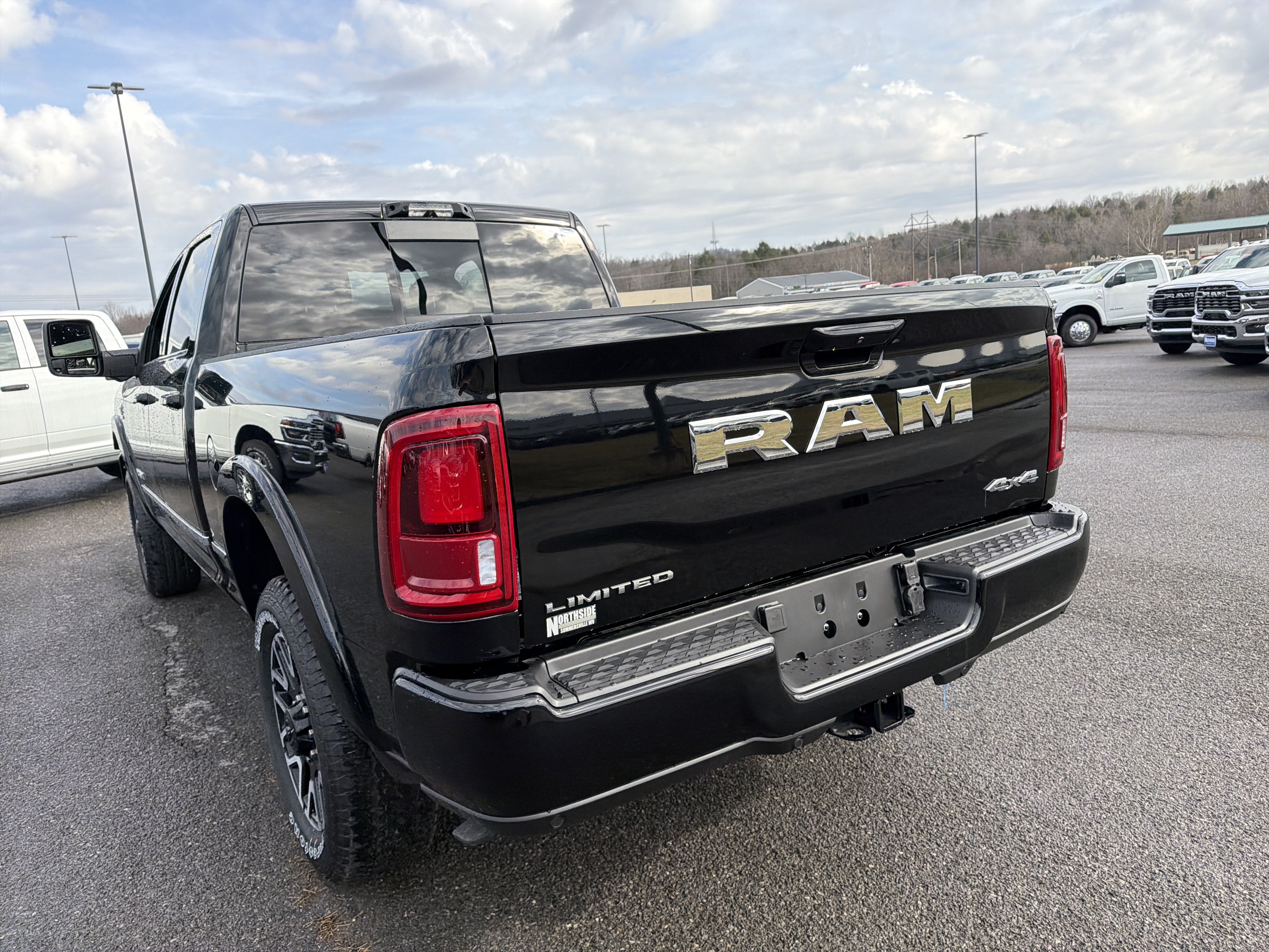 New 2026 RAM 2500 Limited AWD/4WD image 8
