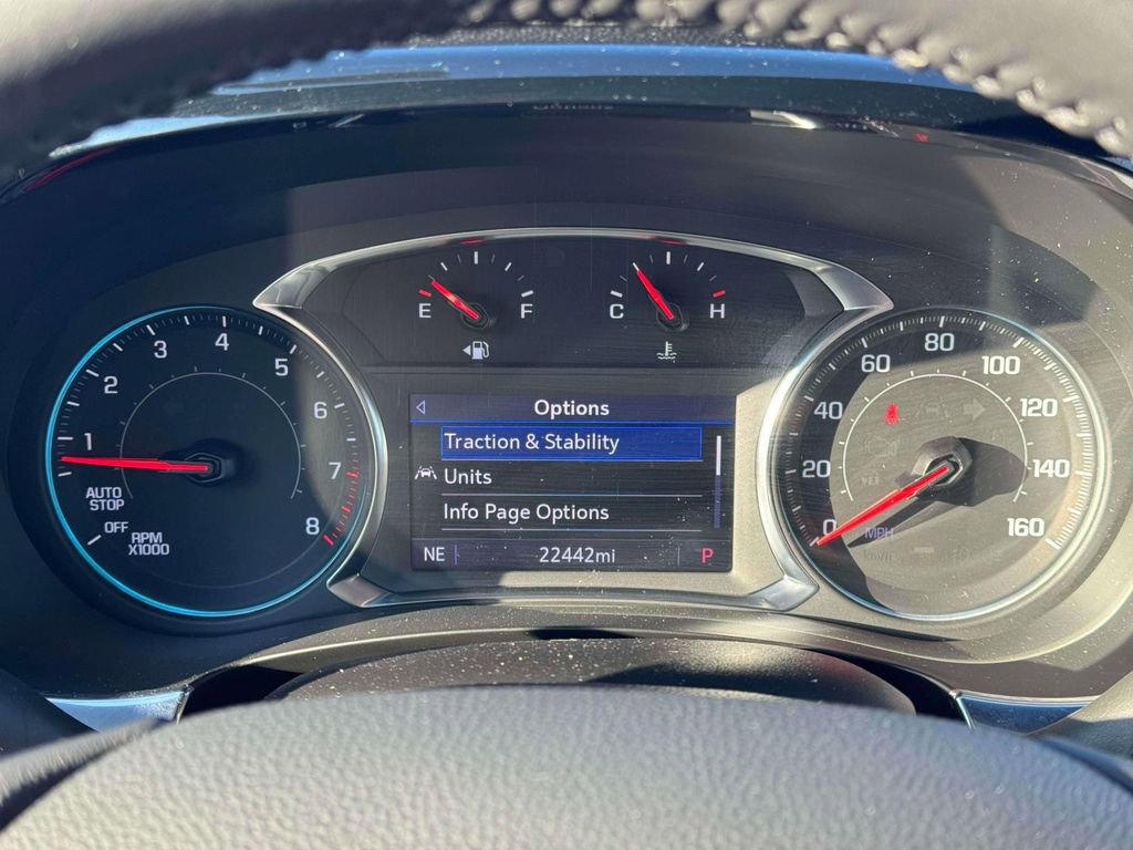 Used 2022 Chevrolet Traverse LT AWD/4WD image 27