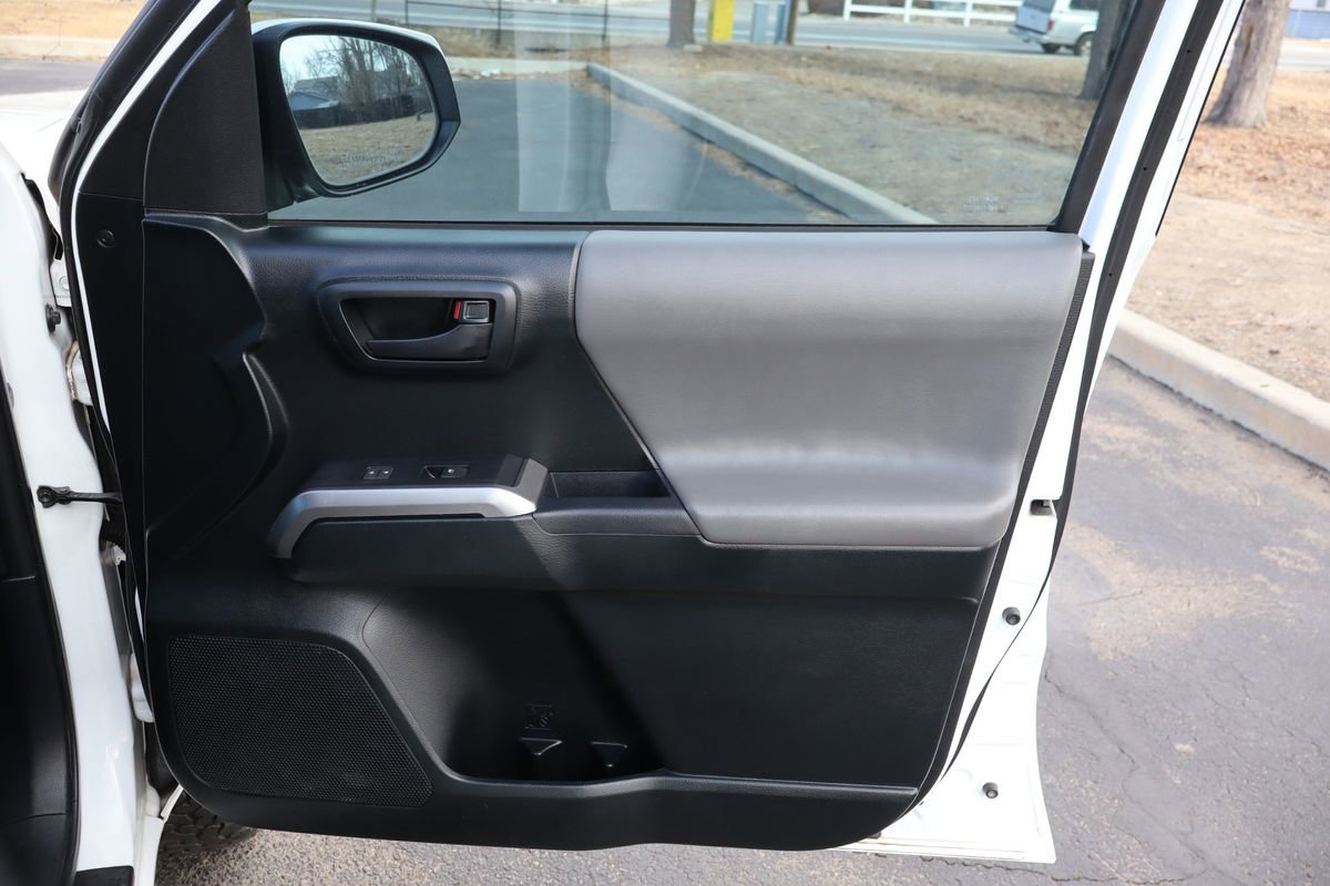 Used 2017 Toyota Tacoma SR5 w/ Tow Package image 26