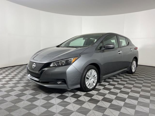 Used 2023 Nissan Leaf S image 5