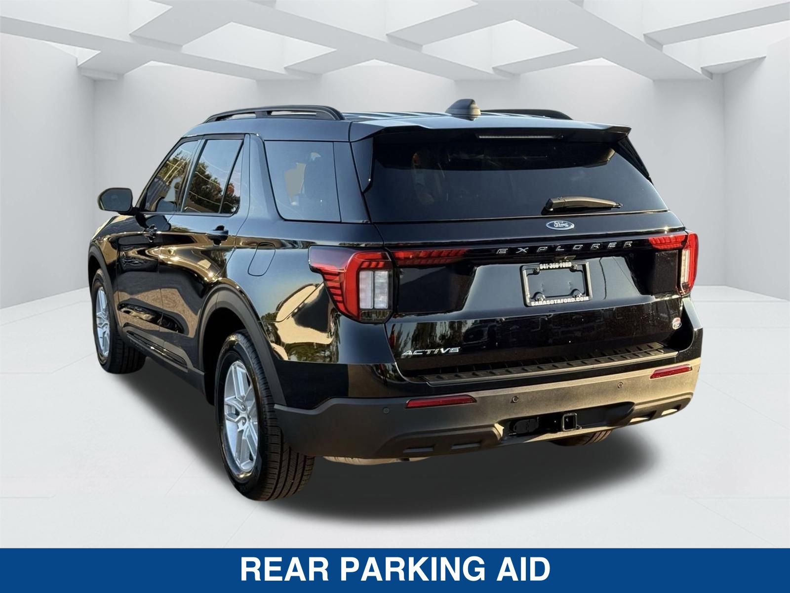 New 2026 Ford Explorer Active RWD image 7