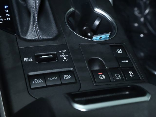 Used 2023 Toyota Highlander Limited image 41