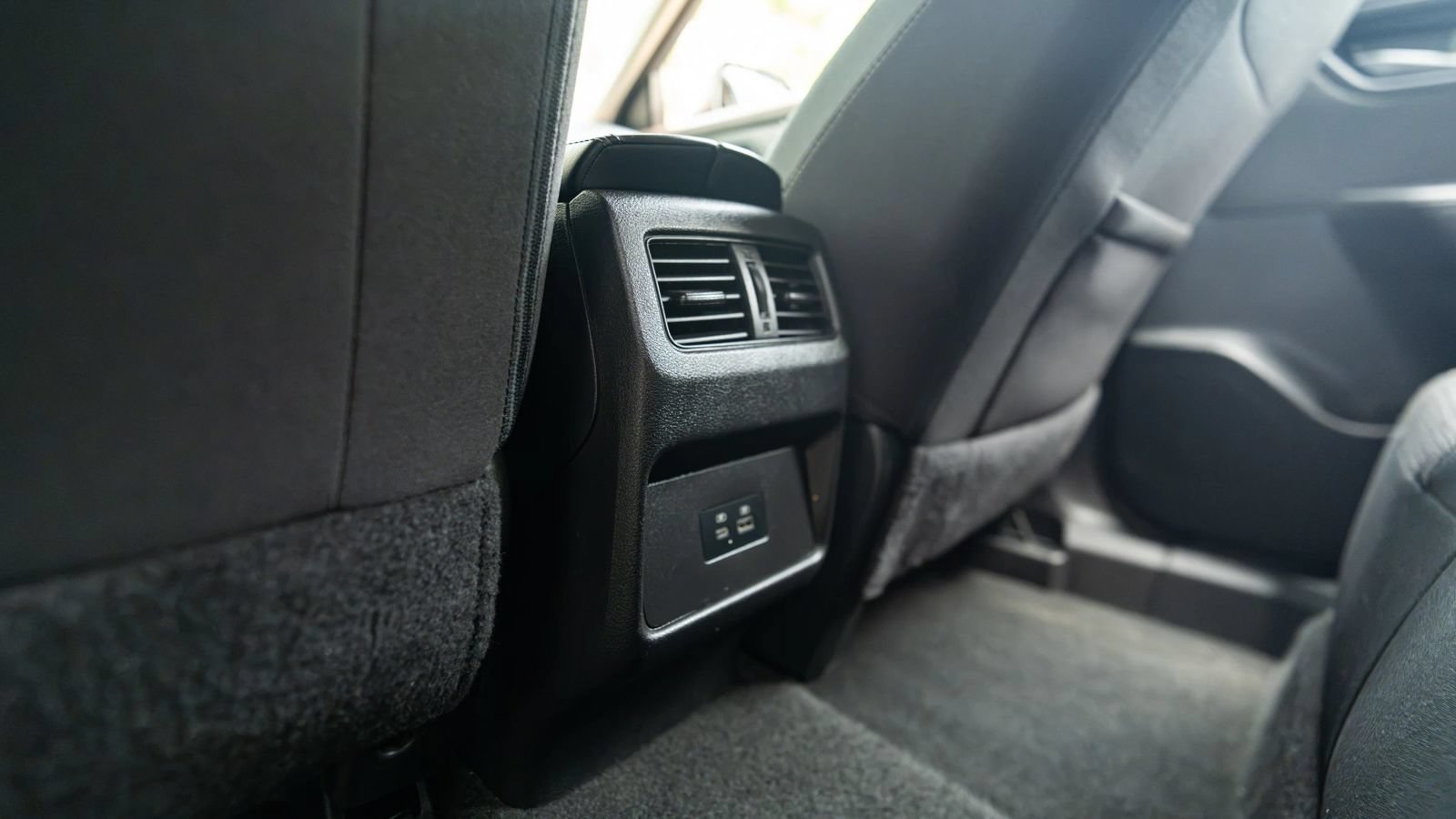 Used 2023 Nissan Rogue SV AWD/4WD image 27