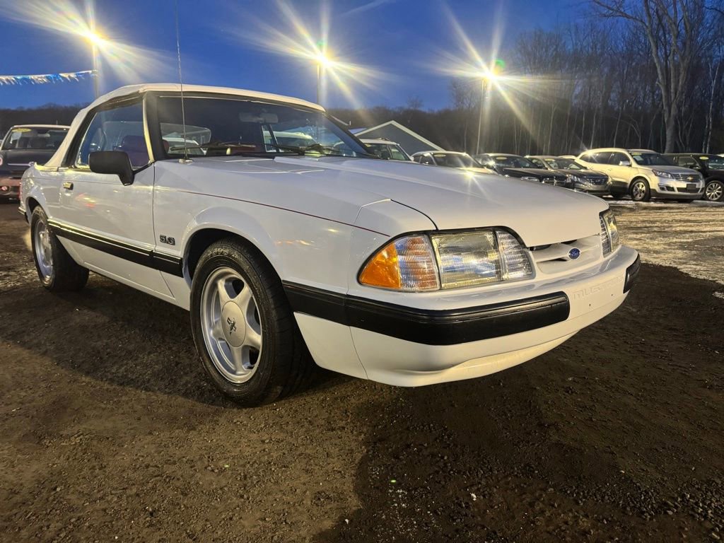 Used 1990 Ford Mustang LX RWD image 16