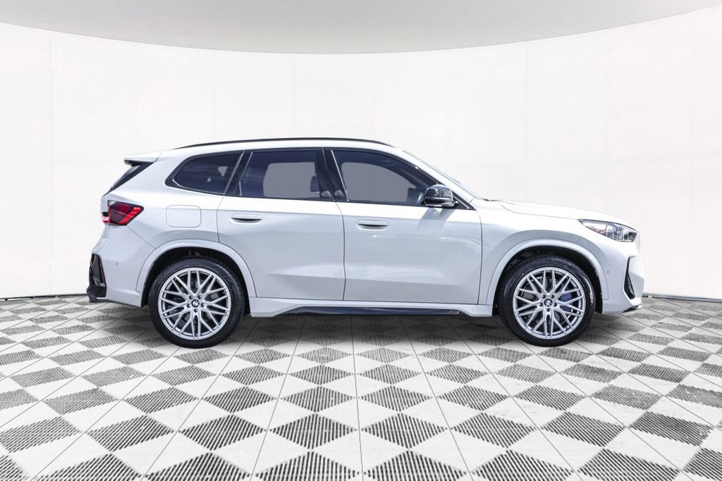 Used 2025 BMW X1 M35i AWD/4WD image 12
