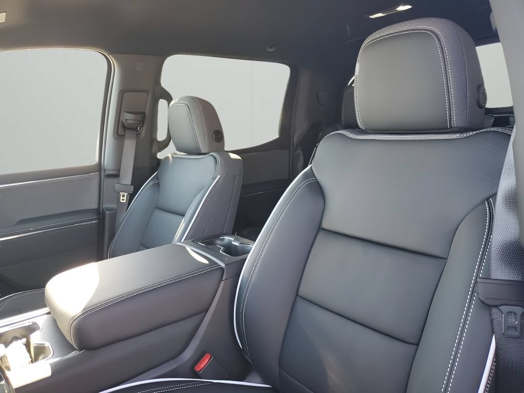 New 2026 GMC Sierra EV Elevation w/ Premium Package AWD/4WD image 31