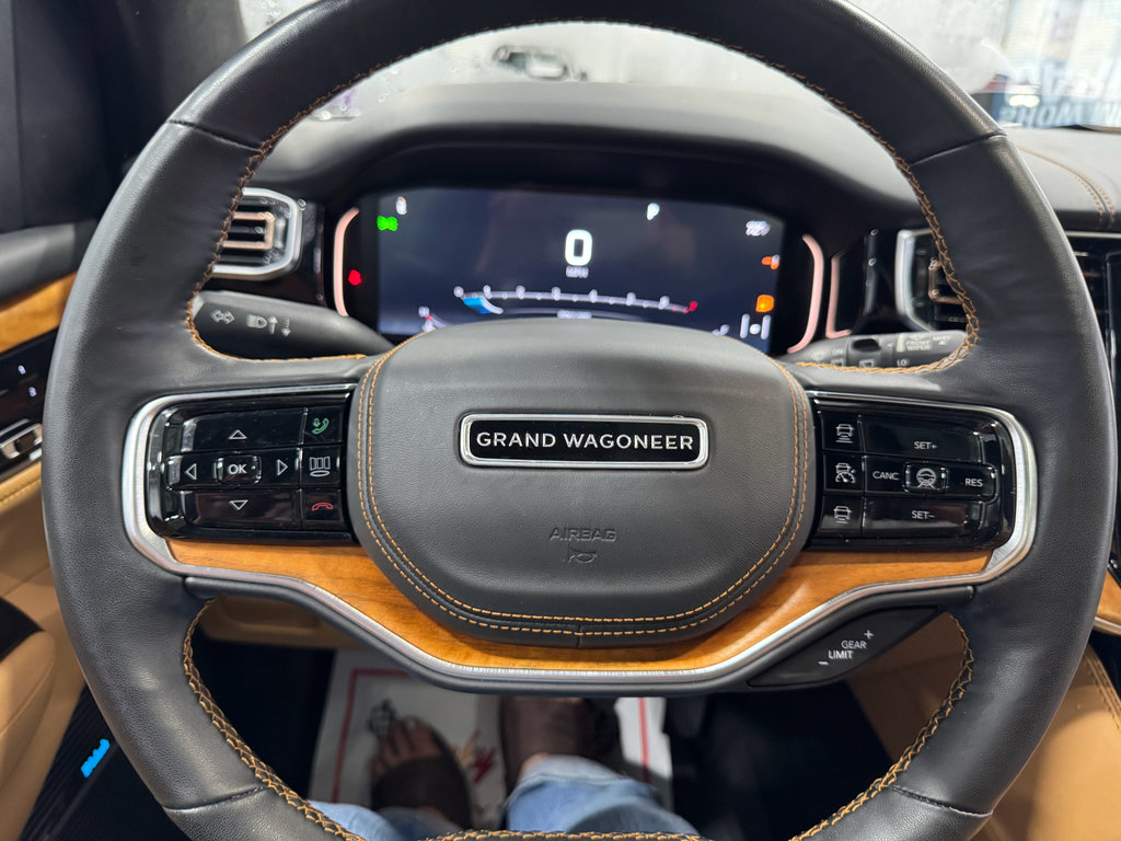 Used 2022 Jeep Grand Wagoneer Series III w/ Rear Seat Video Group 1 image 38