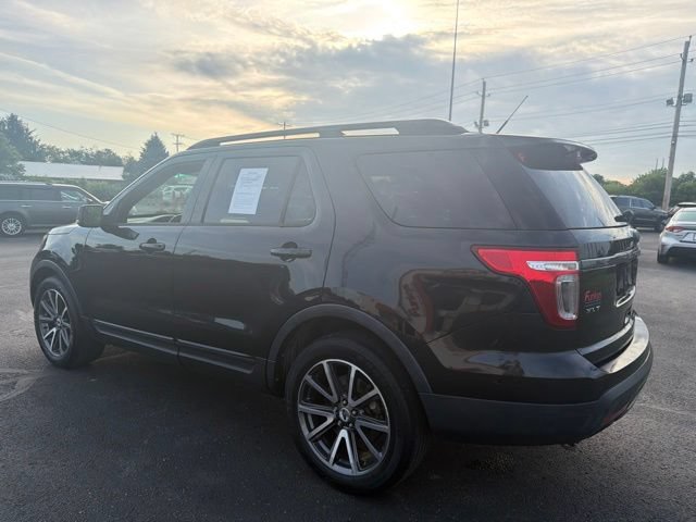 Used 2015 Ford Explorer XLT w/ Equipment Group 202B AWD/4WD image 5