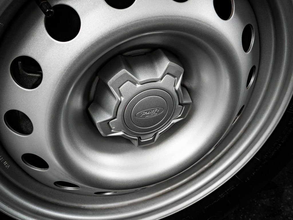 Used 2025 Ford Maverick XL FWD image 8