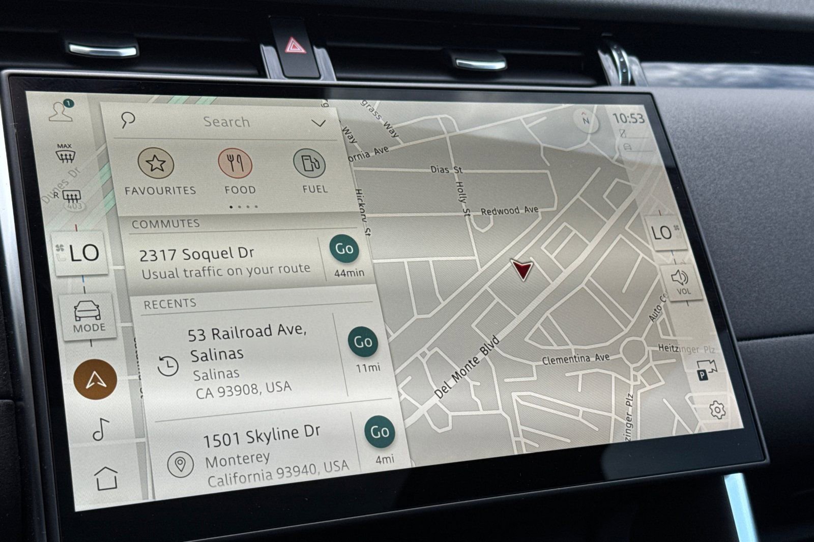 Used 2024 Land Rover Discovery Sport S image 24