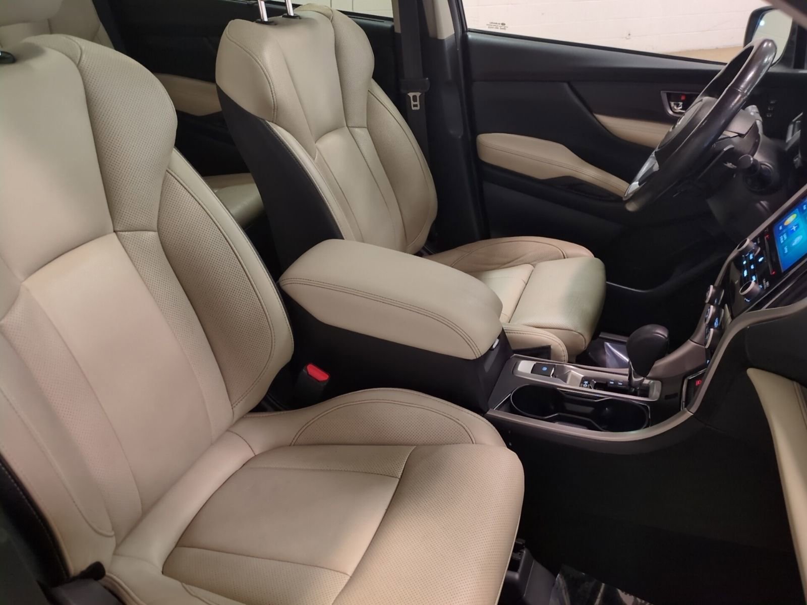 Certified 2021 Subaru Ascent Limited w/ Technology Package image 11
