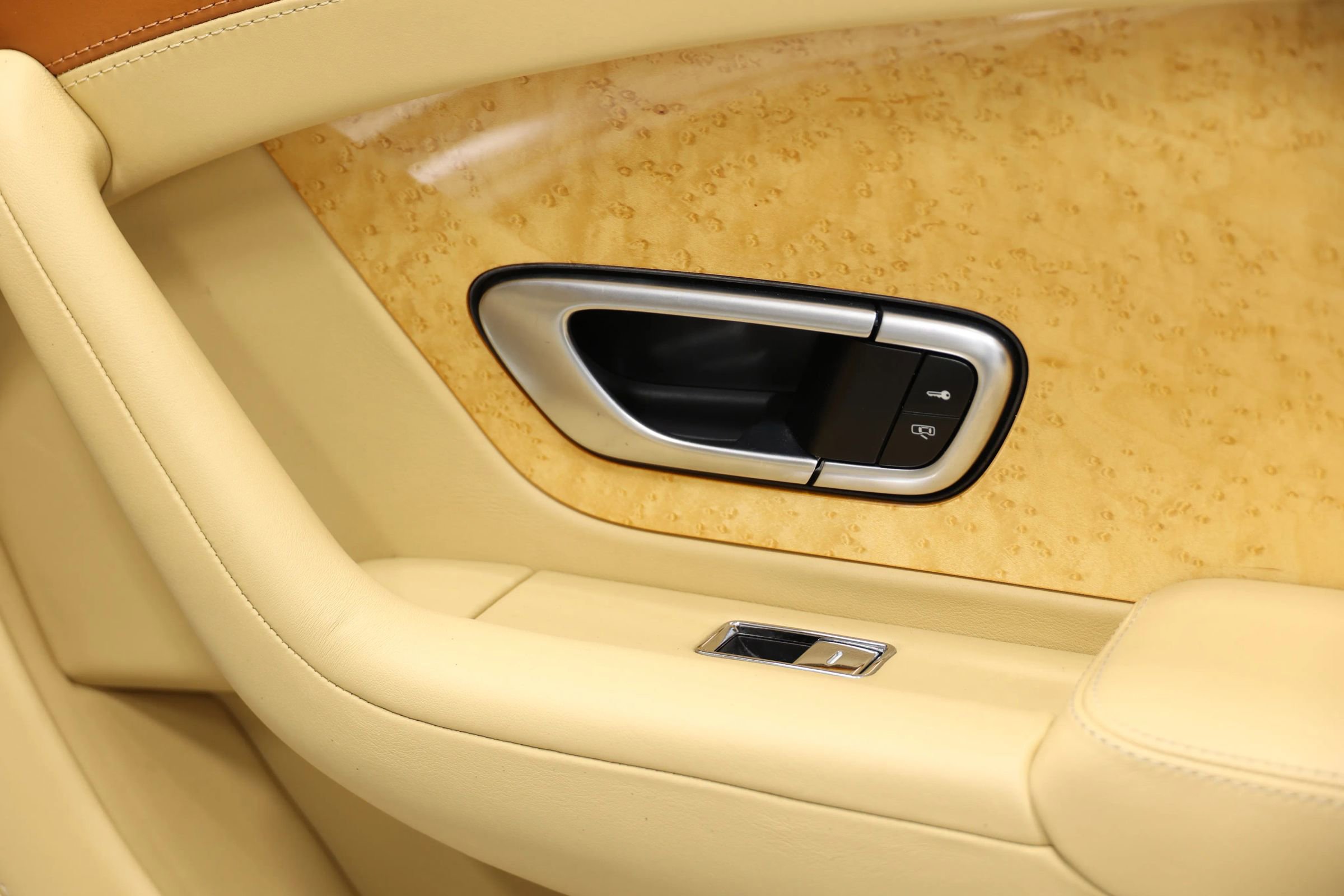 Used 2012 Bentley Continental GT AWD/4WD image 59