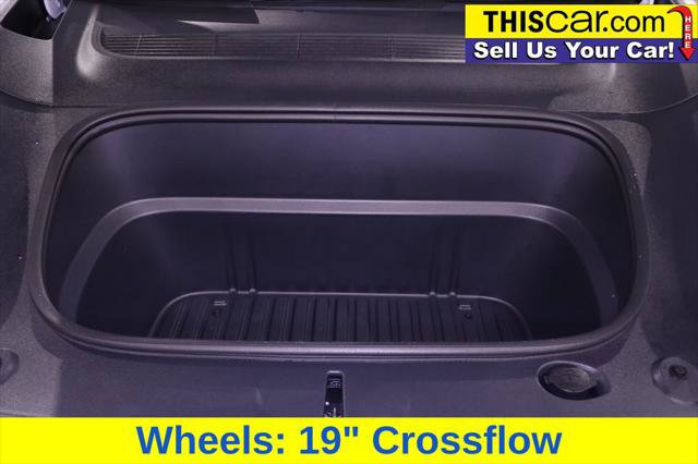 Used 2026 Tesla Model Y 2WD image 27
