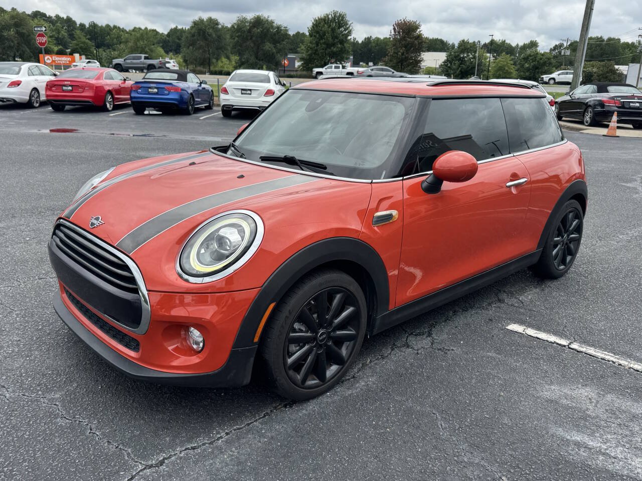 Used 2019 MINI Cooper 2-Door Hardtop FWD image 3