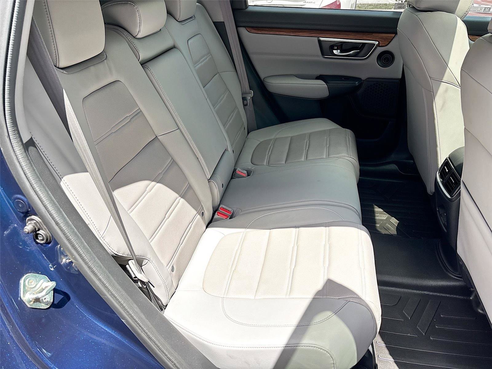 Used 2019 Honda CR-V Touring image 30
