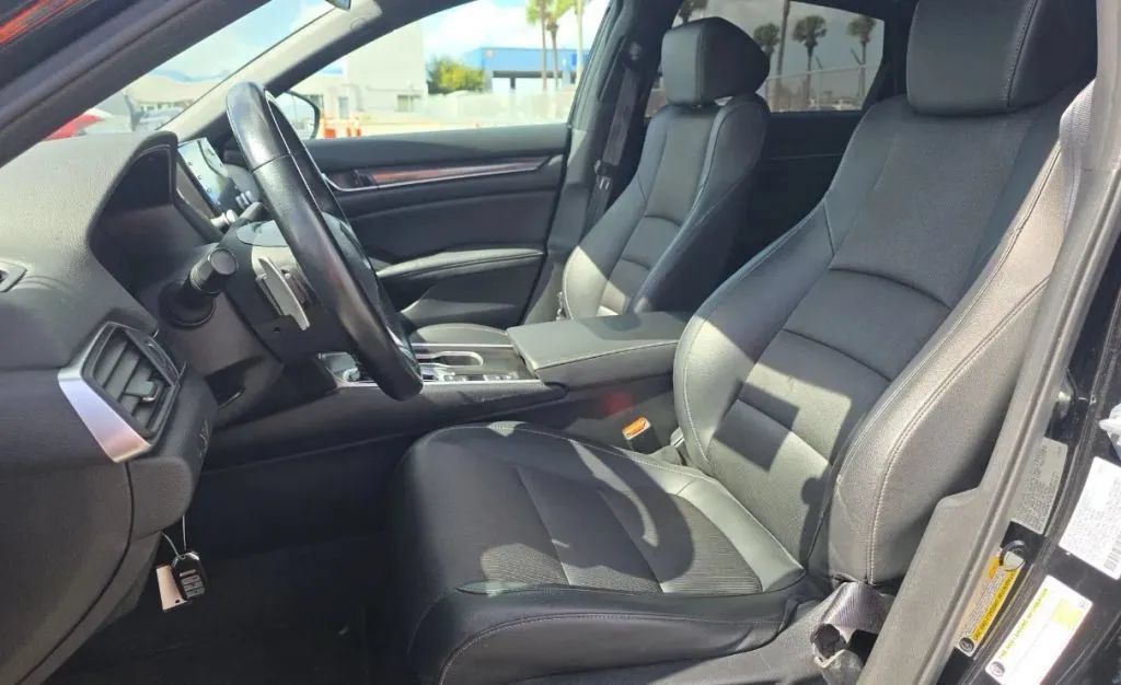 Used 2022 Honda Accord Sport image 5