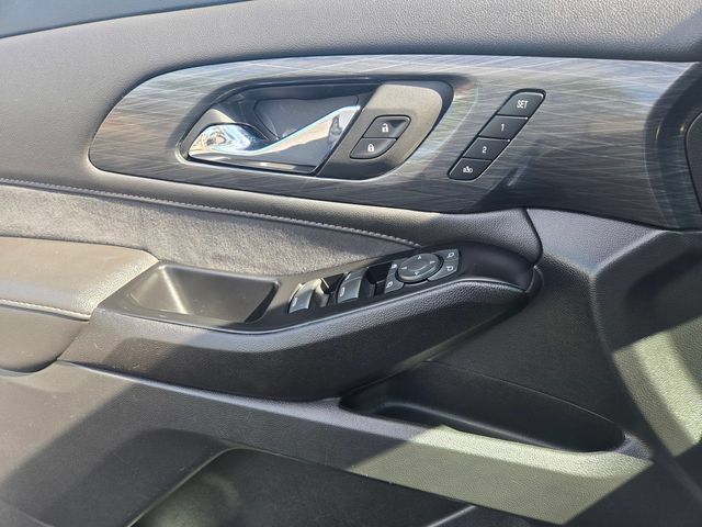 Used 2023 Chevrolet Traverse High Country AWD/4WD image 20