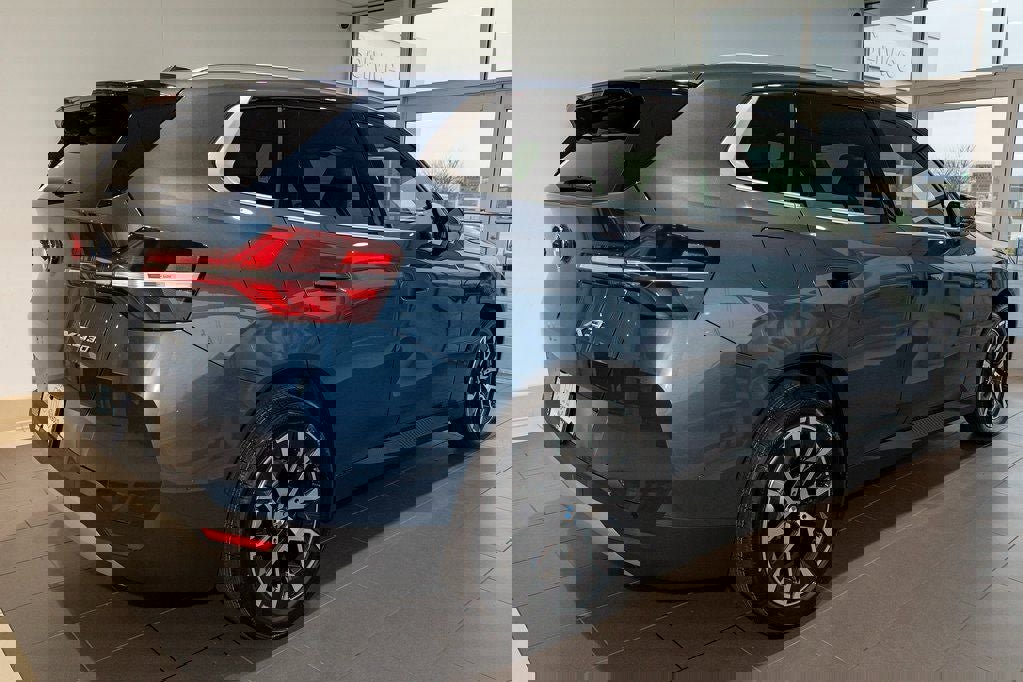 Used 2026 BMW X3 xDrive30 w/ Convenience Package AWD/4WD image 5