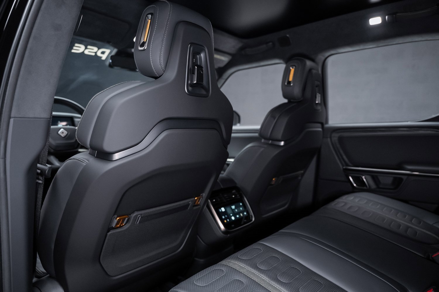 Used 2022 Rivian R1T Adventure image 62