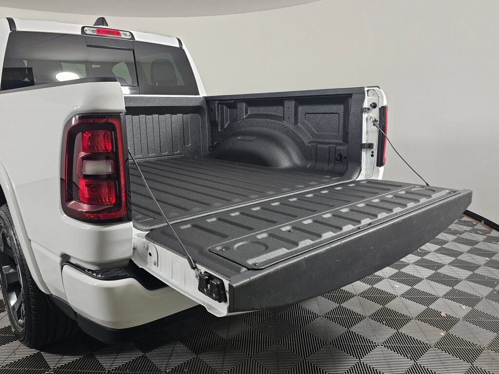 Used 2025 RAM 1500 Big Horn AWD/4WD image 14