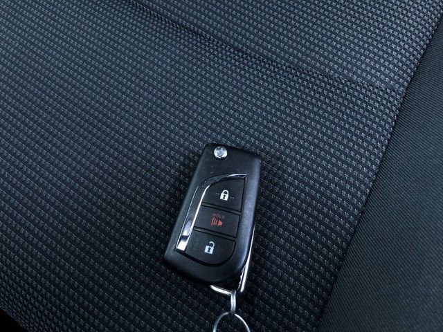 Certified 2025 Toyota RAV4 LE image 32