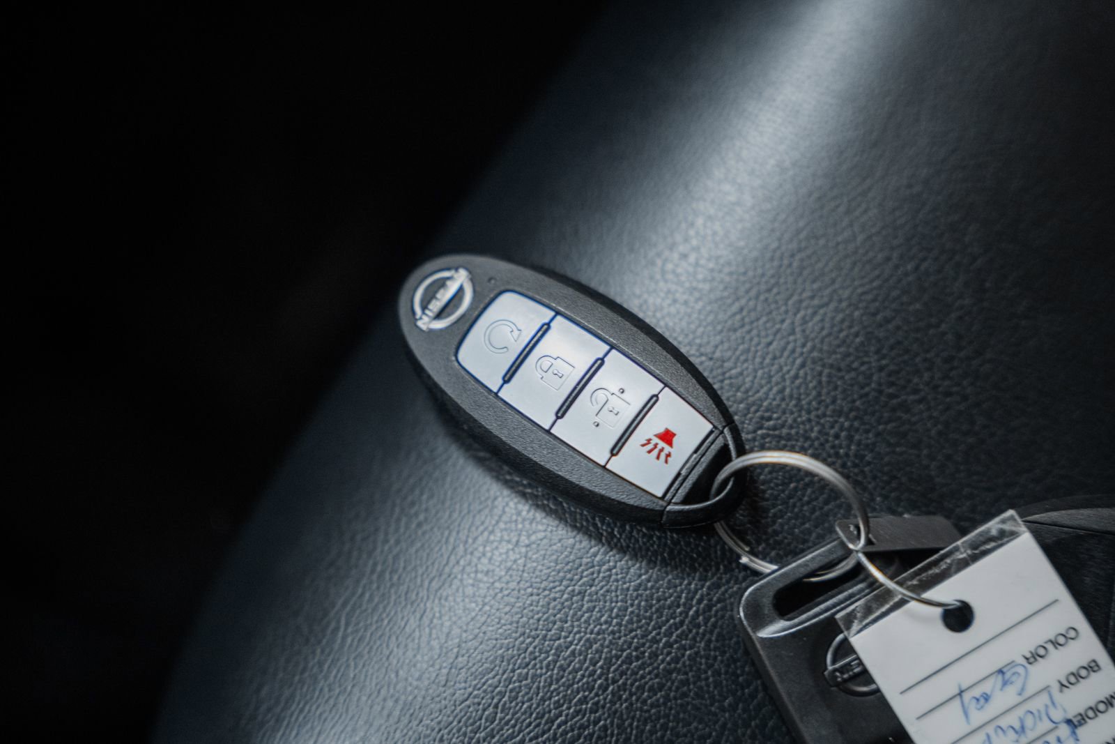 Used 2023 Nissan Frontier SV w/ SV Premium Package image 53