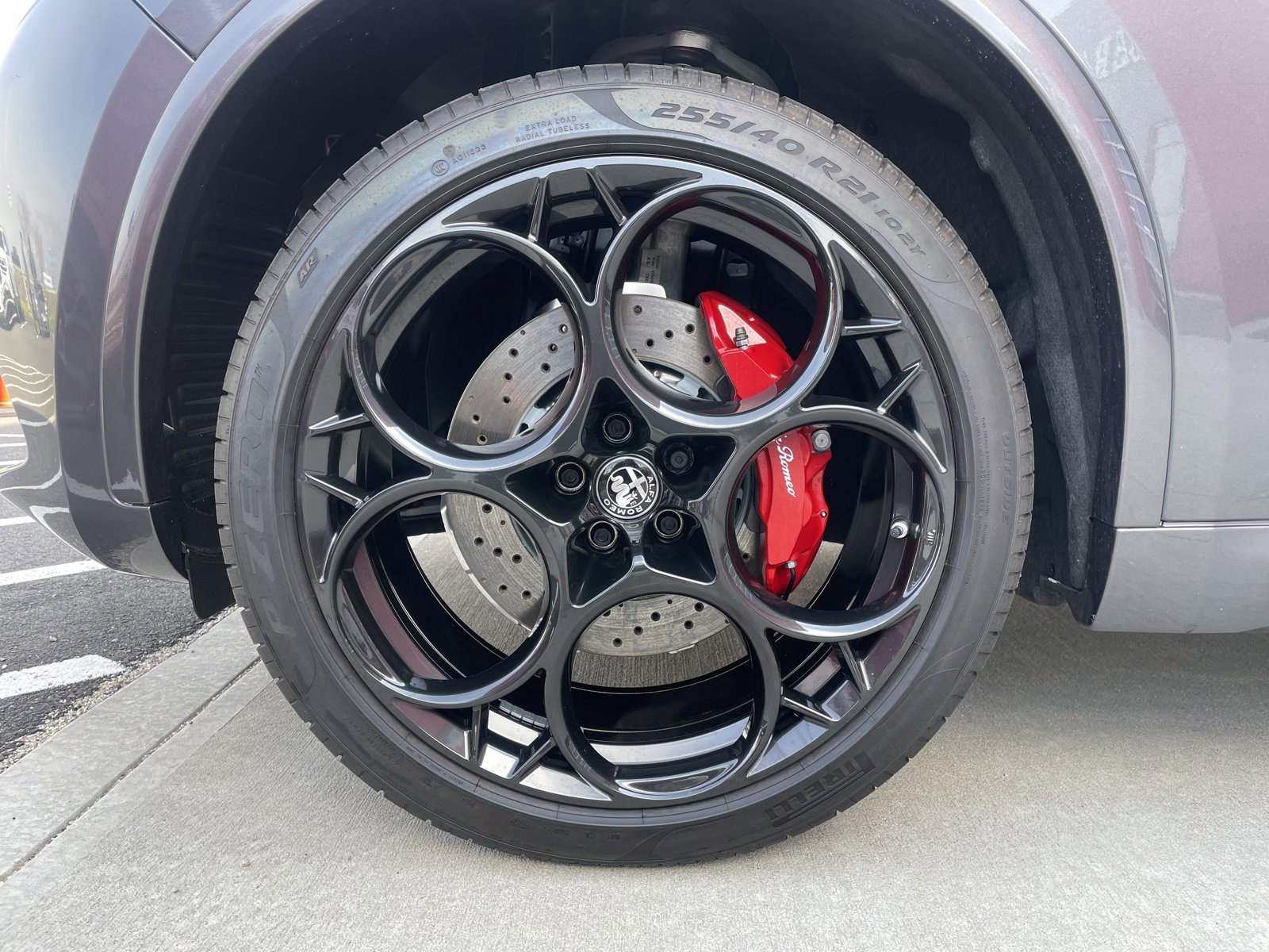 New 2024 Alfa Romeo Stelvio Quadrifoglio image 7