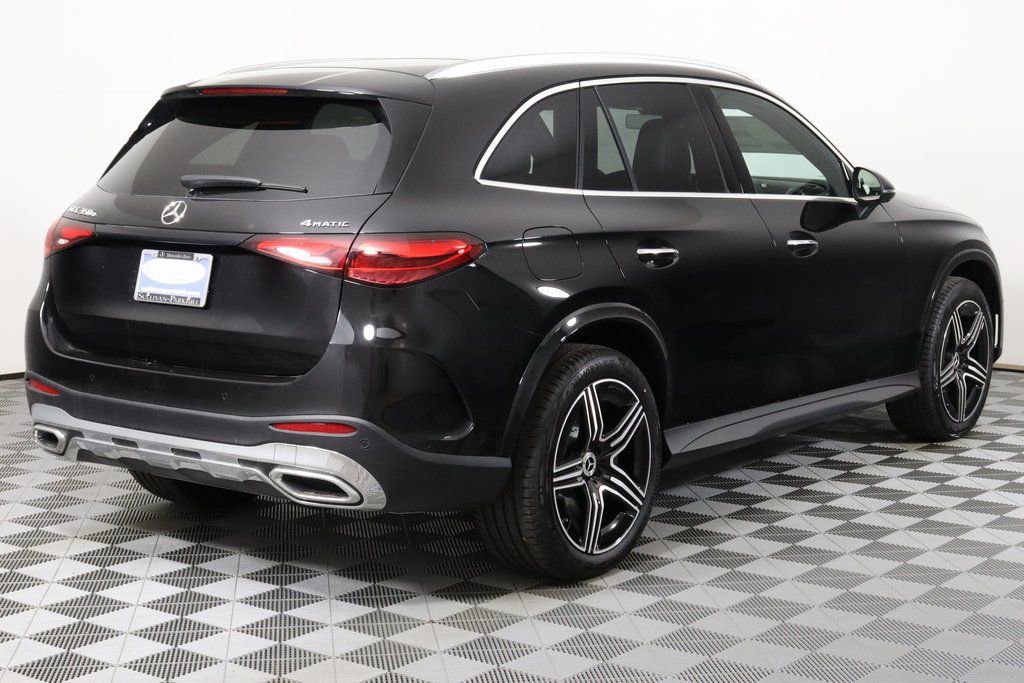 Used 2025 Mercedes-Benz GLC 350e GLC 350e image 10