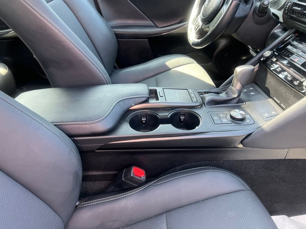 Used 2023 Lexus IS 300 w/ Comfort Package RWD image 17