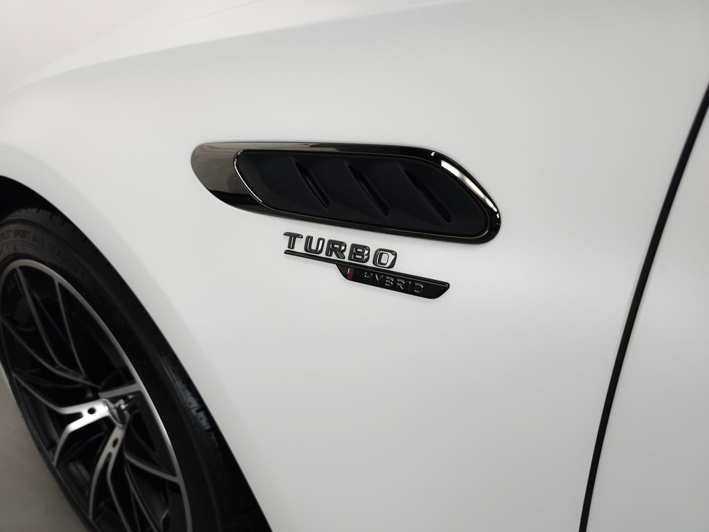 Certified 2026 Mercedes-Benz E 53 AMG e 4MATIC Sedan image 37