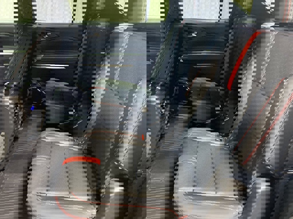 New 2026 Chevrolet Traverse RS w/ LPO, Floor Liner Package image 19