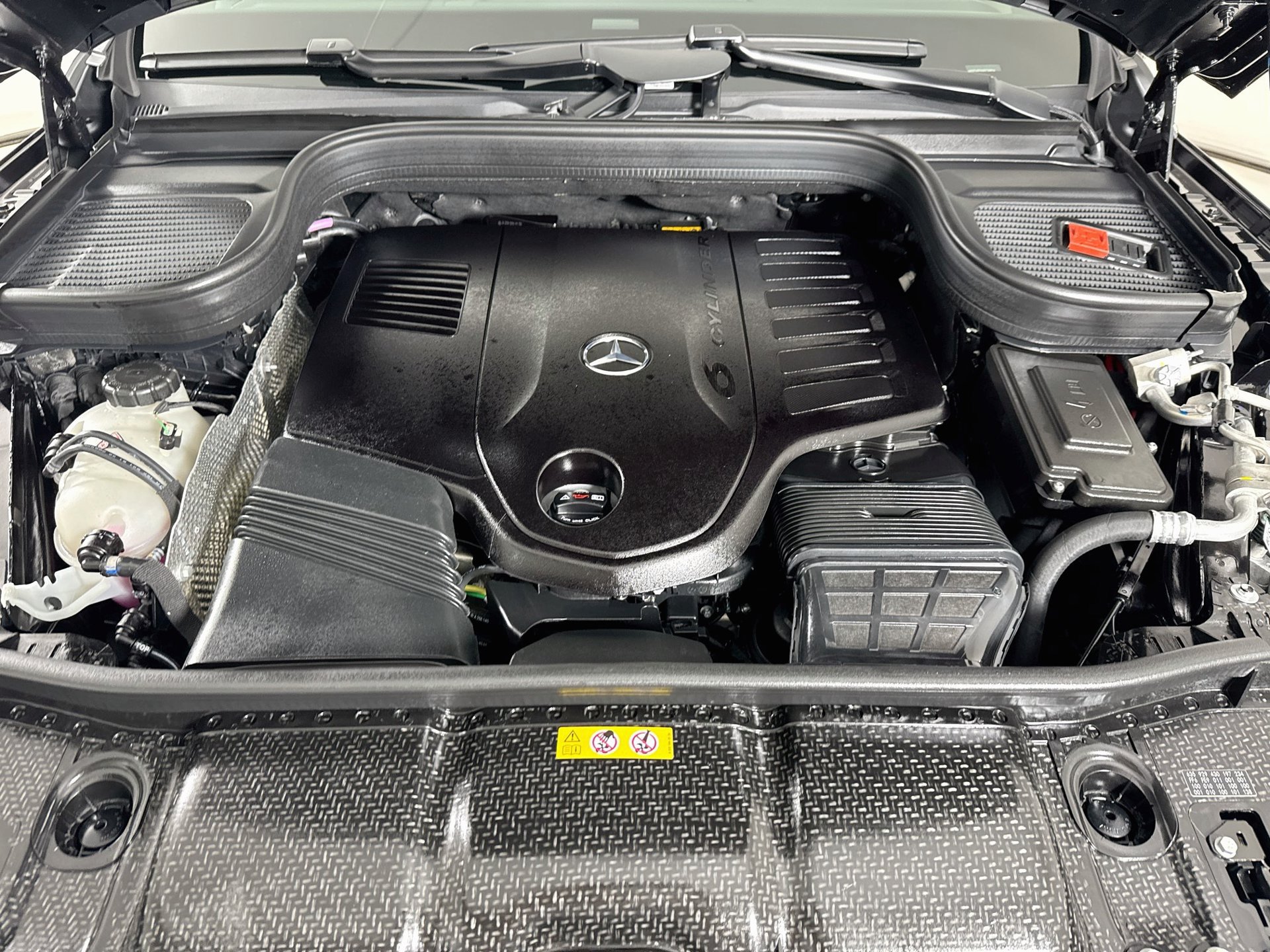 New 2027 Mercedes-Benz GLS 450 4MATIC image 34