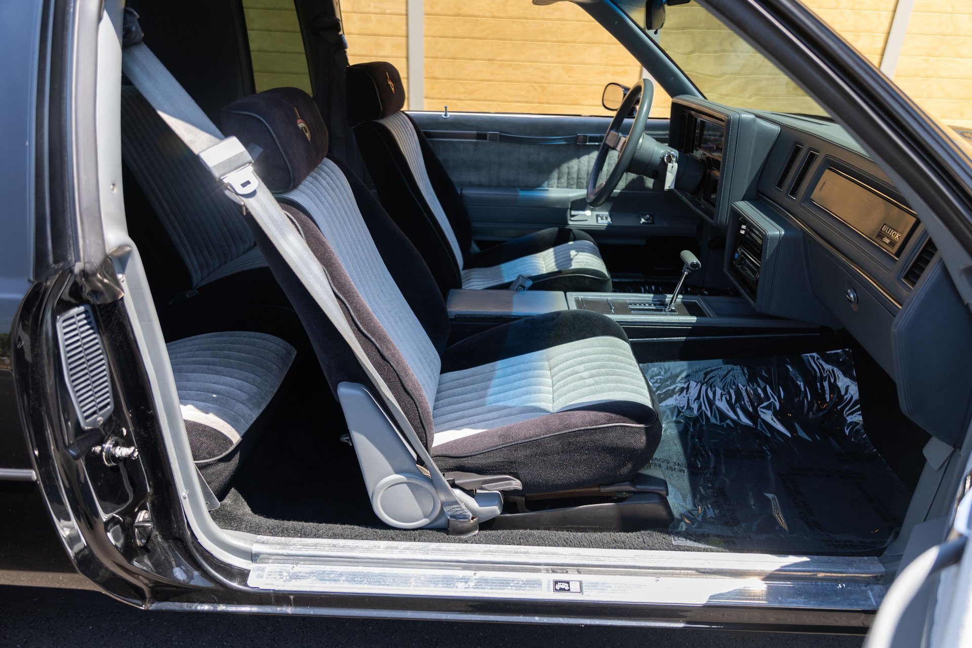 Used 1987 Buick Regal Coupe RWD image 28