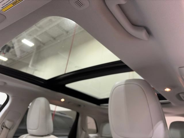 Used 2021 Jeep Cherokee Limited AWD/4WD image 11