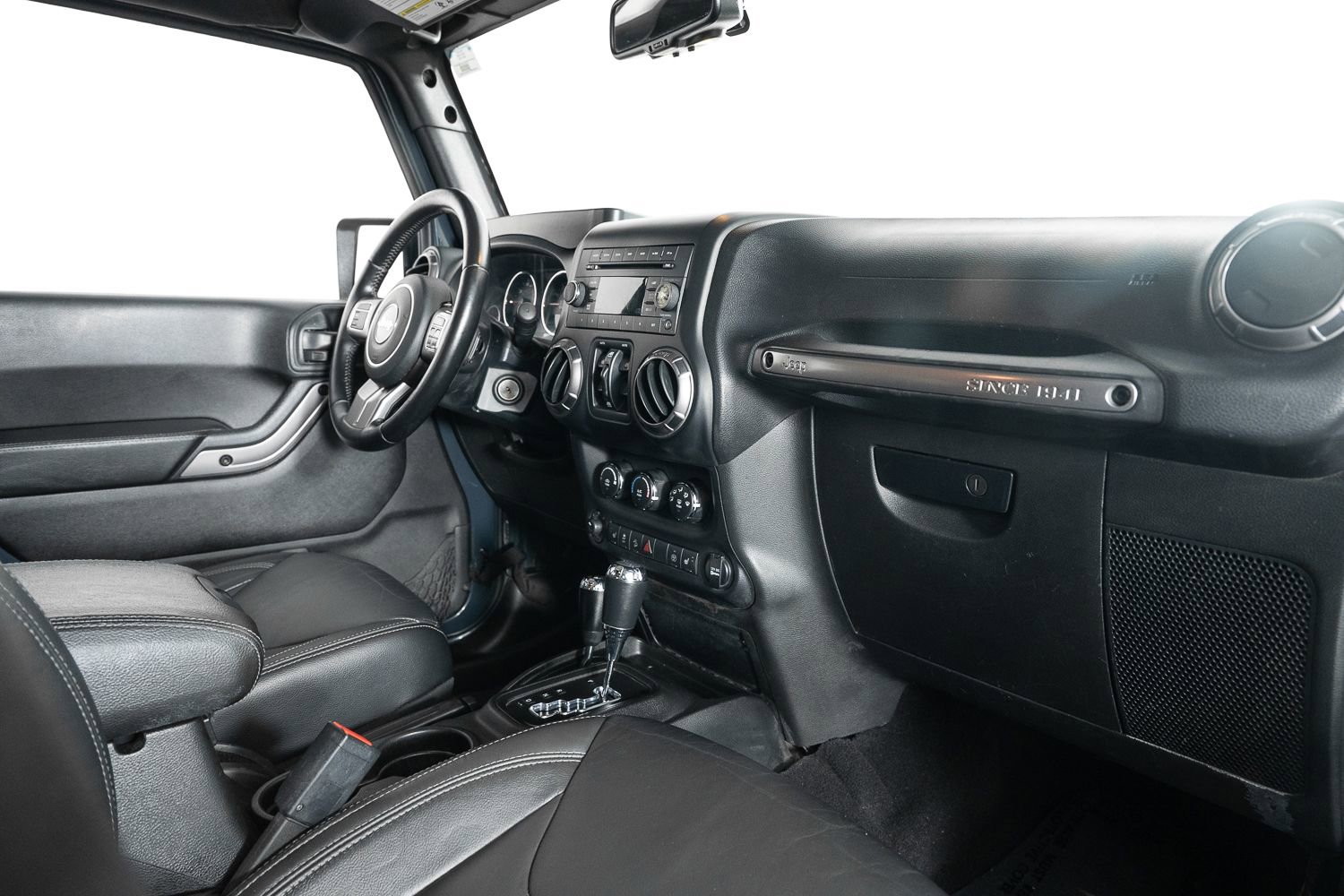 Used 2018 Jeep Wrangler Unlimited Sahara image 24