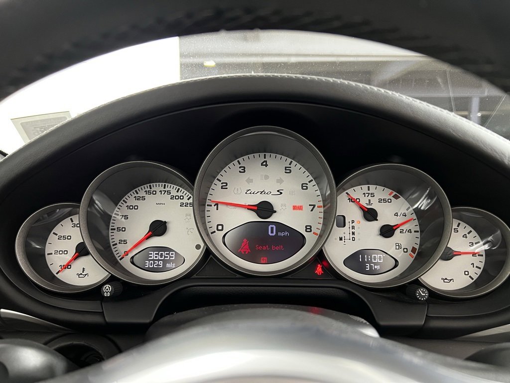 Used 2012 Porsche 911 Turbo S image 30