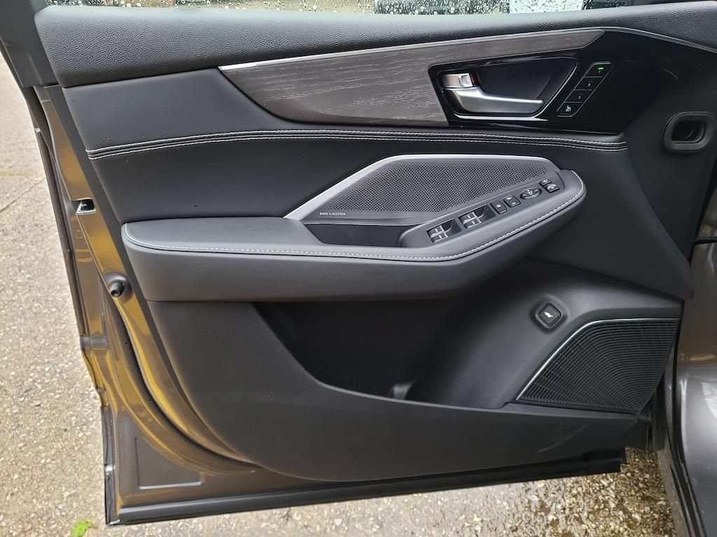 New 2026 Acura MDX w/ Advance Package AWD/4WD image 11